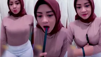 Hijab Cantik Nakal Pingin Nyepong Video by KingBokep